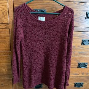 Maroon sweater